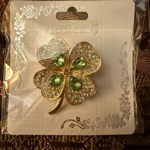 Green Clover Crystal Brooch
